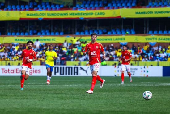 الكاف يختار دحان بيدا حكمًا لإياب الأهلي وصن داونز بنصف نهائي أبطال إفريقيا