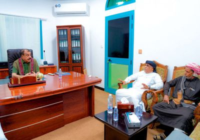 نائب رئيس الانتقالي يرحب بشيوخ الصيعر في المكلا