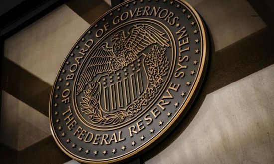 رئيس الفيدرالي في نيويورك: لا حاجة وشيكة لتغيير الفائدة