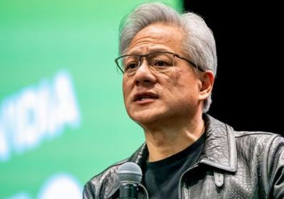 الرئيس التنفيذي لـ "إنفيديا" يسافر إلى بكين