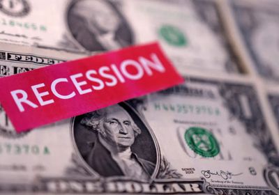 ارتفاع احتمالات الركود الاقتصادي الأمريكي إلى 50%