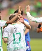 الأهلي يواصل مطاردة النصر في الدوري السعودي بفوزه على الوحدة