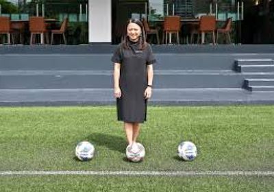 وزيرة الرياضة الماليزية تطالب بحل أزمة رواتب لاعبي كرة القدم