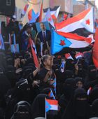 بمشاركة قيادات من المجلس.. حضرموت تحيي الذكرى الـ9 لتحرير ساحل حضرموت بمليونية (صور)