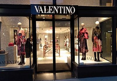 تراجع أرباح فالنتينو التشغيلية 22% لتباطؤ الطلب العالمي