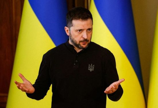 زيلينسكي يلمح إلى احتمال غيابه عن جنازة البابا فرنسيس