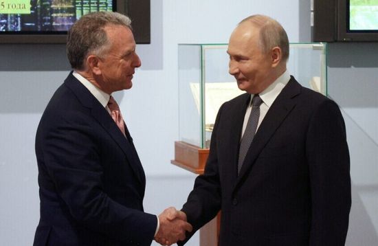 أوشاكوف يشيد باجتماع ويتكوف مع بوتين