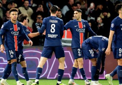 نيس يكتسح باريس سان جيرمان بثلاثية