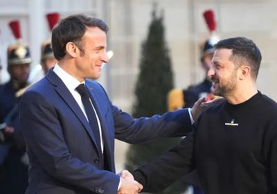 ماكرون: أوكرانيا مستعدة لوقف إطلاق النار غير مشروط