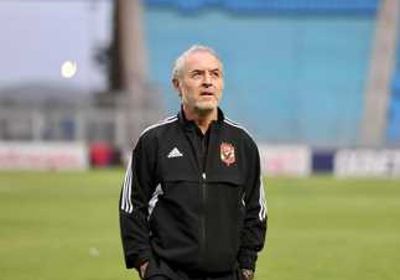 نجم الأهلي يدعم السويسري كولر