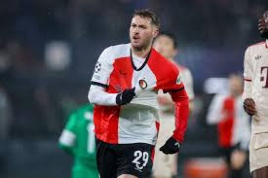 بوليسيك وخيمنيز يقودان ميلان للفوز على فينيتسيا