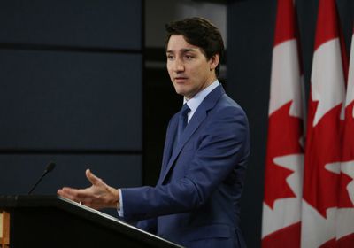 قرار مفاجئ من رئيس وزراء كندا بشأن حملته الانتخابية
