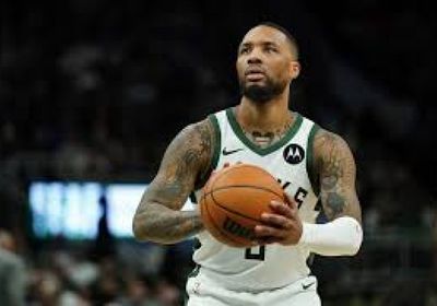 إصابة داميان ليلارد في خسارة باكس أمام بيسرز