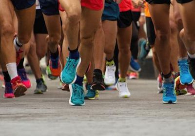 ماراثون لندن يحطم الرقم القياسي العالمي لعدد المشاركين