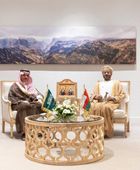 وزير الخارجية السعودي يبحث مع نظيره العماني المستجدات الإقليمية