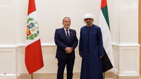 عبدالله بن زايد يستقبل وزير خارجية بيرو في أبوظبي