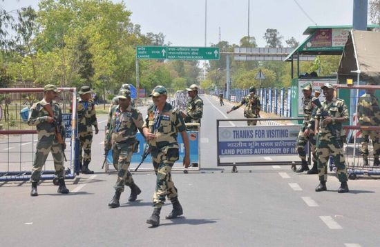 وزير باكستاني يحذر من توجيه الهند ضربة عسكرية