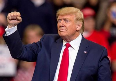 ترامب ورئيس وزراء كندا يتفقان على تعزيز التعاون