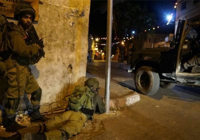 قوات الاحتلال تقتحم ساحة الحرم الإبراهيمي بالخليل