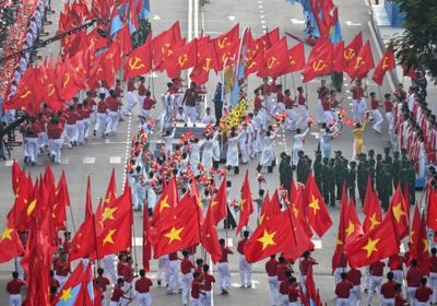 عرض عسكري ضخم في فيتنام