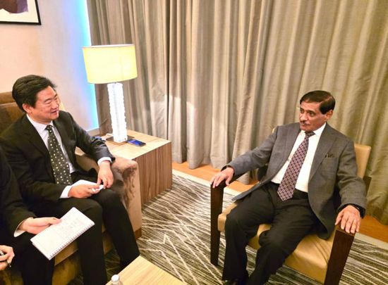 البحسني يثمن الدعم الصيني الموجه للقطاع التجاري