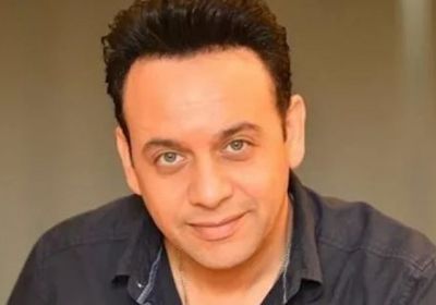 تطورات الحالة الصحية للفنان مصطفى قمر
