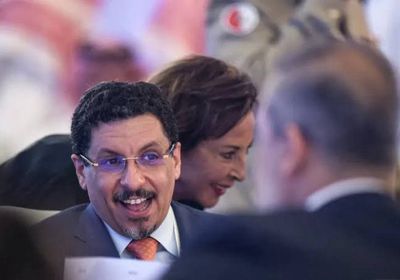 تحليل: رئاسة الحكومة من بحاح إلى بن مبارك