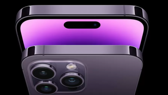 "تاتا" تنتج "آيفون" في الهند و"فوكسكون" تستعد بمصنع جديد