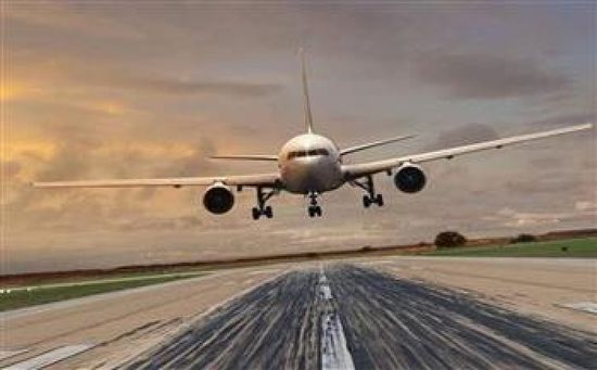 بسبب مشكلة فنية.. هبوط اضطراري لطائرة بعد إقلاعها بمطار ميلانو