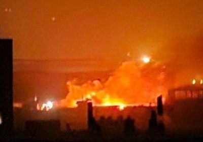 اندلاع حريق ضخم قرب محطة للطاقة في إيران