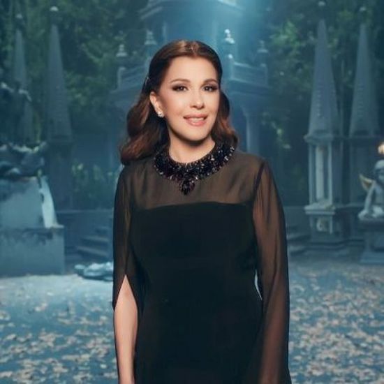 ماجدة الرومي تقدم تعازيها لكارول سماحة