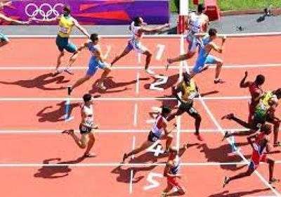 عداء الحواجز العالية تينش يعلن عن نفسه في الدوري الماسي