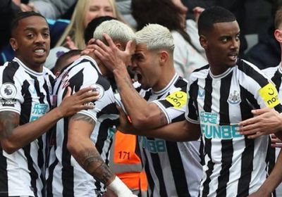 نيوكاسل يتعادل مع برايتون بفضل ركلة جزاء إيساك المتأخرة