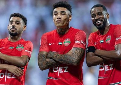 شباب الأهلي يتوج بطلا للدوري الإماراتي بعد خسارة الشارقة