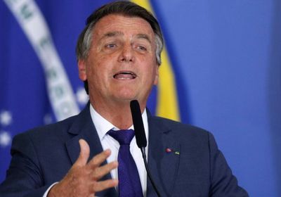 بولسونارو يغادر المستشفى بعد ثلاثة اسابيع من خضوعه لعملية جراحية