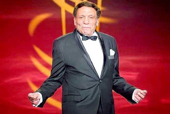 عادل إمام يعتزم الاحتفال بعيد ميلاده