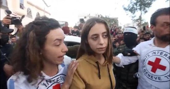 كانت أسيرة لدى حماس.. شابة تتعرض للاغتصاب في إسرائيل