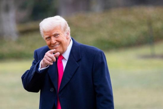 ترامب يفرض رسومًا جمركية بنسبة 100% على الأفلام