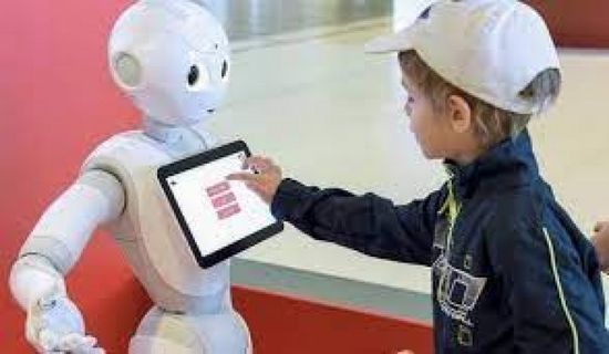 الإمارات تدرج مادة الذكاء الاصطناعي في كل مراحل التعليم