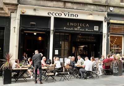    بسبب غزة.. مطعم في إيطاليا يطرد عائلة إسرائيلية