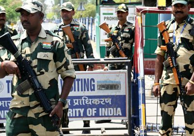    الجيش الهندي يعلن مقتل 3 مدنيين بقصف باكستاني