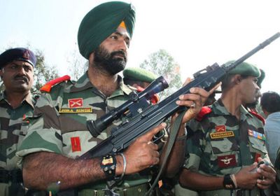 الجيش الباكستاني يأسر عددًا من الجنود الهنود