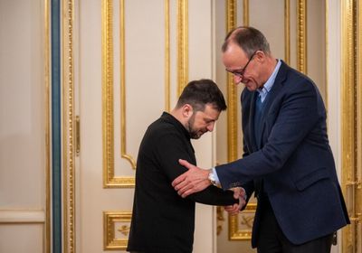 مستشار ألمانيا الجديد: مستعدون لتقديم ضمانات أمنية لأوكرانيا