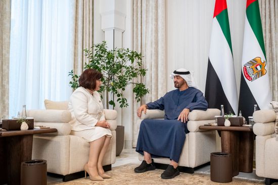 محمد بن زايد يستقبل رئيسة الجمعية الوطنية في أذربيجان بقصر الشاطئ