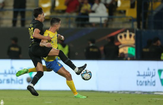 الاتحاد يحقق فوزًا صعبًا على النصر ويقترب من التتويج