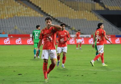 الأهلي يتصدر مجموعة التتويج في الدوري بالفوز على المصري
