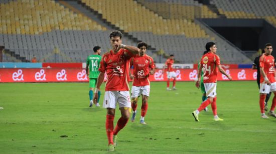 الأهلي يتصدر مجموعة التتويج في الدوري بالفوز على المصري