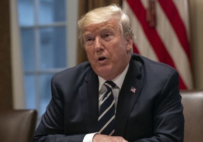 ترمب يلمح إلى خفض الرسوم الجمركية على الصين