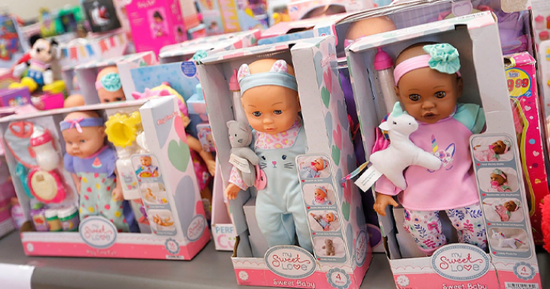 ماتيل تخطط لرفع الأسعار وتقليل الاعتماد على الصين