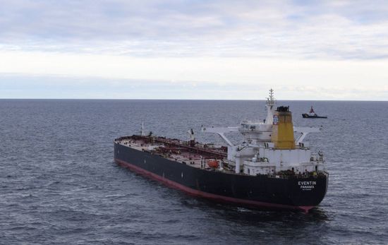 بريطانيا تفرض عقوبات على أسطول الظل الروسي